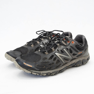 New Balance Men's 3010‎ Trail Running Shoe Size 11.5